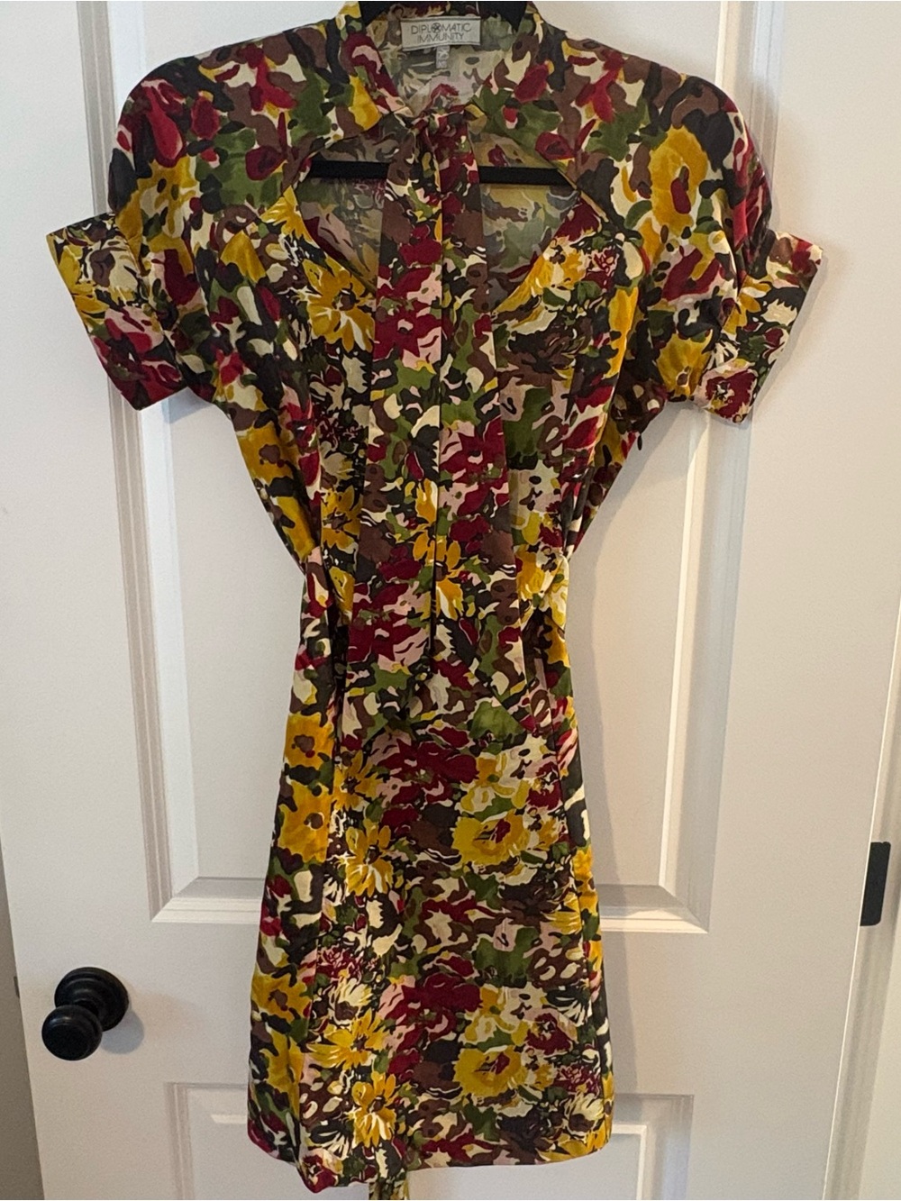 Diplomatic Immunity Floral keyhole Tie-Neck Midi Dress in autumn floral
